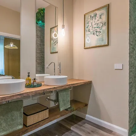 3 Bedroom Stunning In Feriehus