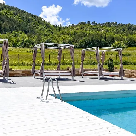 3 Bedroom Stunning In